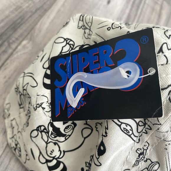 2010 Nintendo Super Mario Bioworld Bros All Over Print Fitted Baseball Cap 14+ - Picture 7 of 11